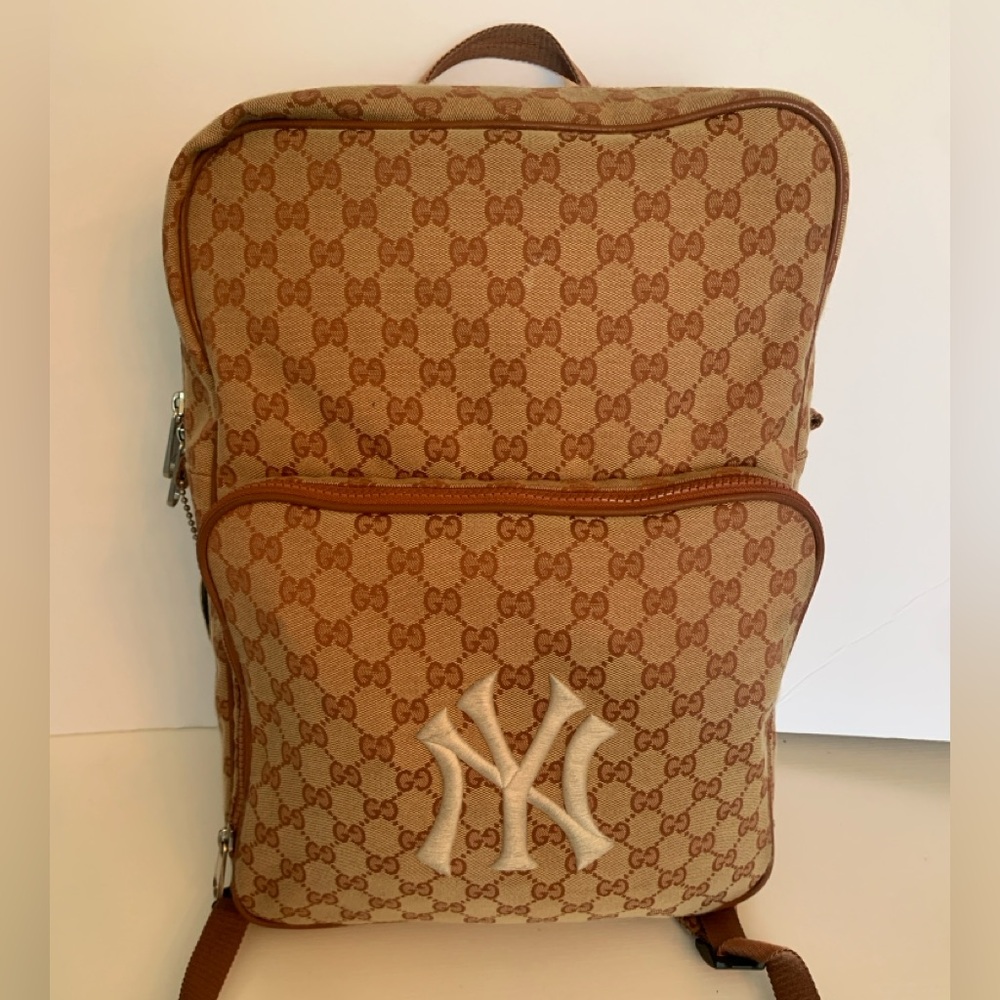 Gucci New York Yankees patch Brown Backpack